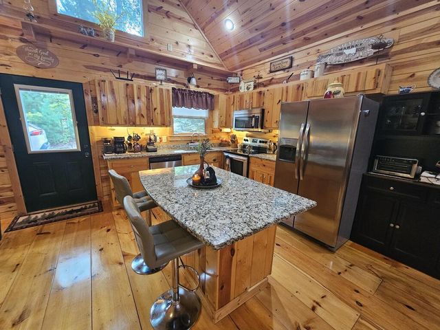 87 Whispering Hills Road, Murphy, NC 28906