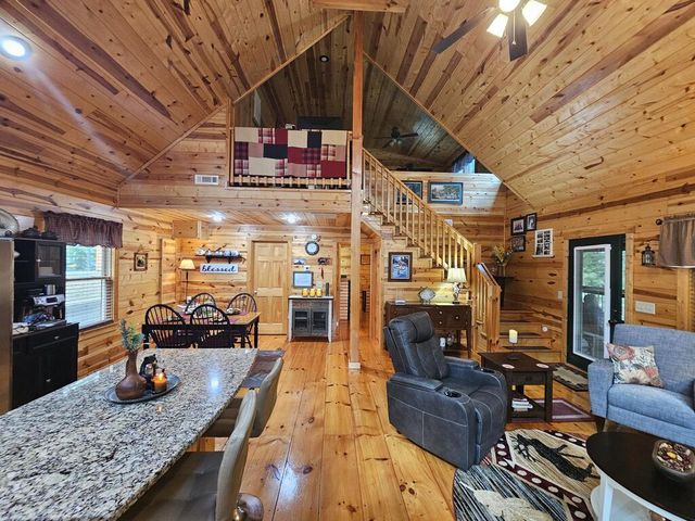 87 Whispering Hills Road, Murphy, NC 28906