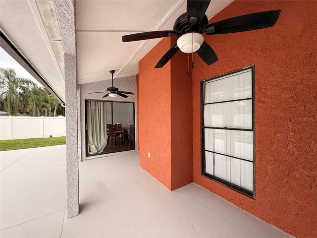 4717 DEERWALK AVENUE, Tampa, FL 33624