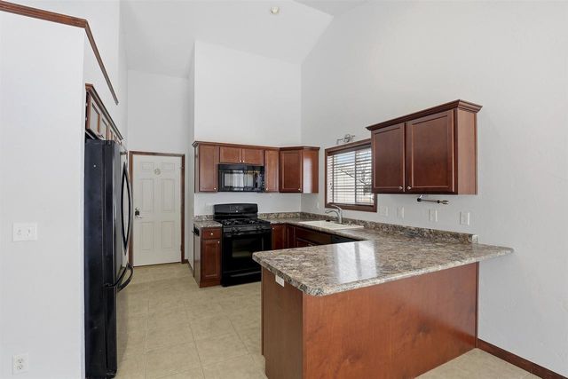 2627 MARATHON AVENUE, Neenah, WI 54956