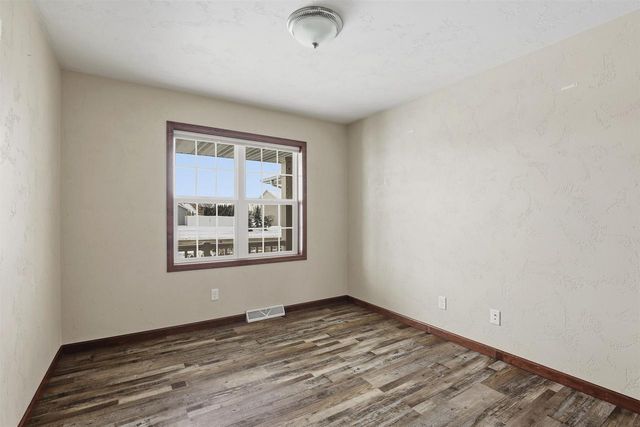 2627 MARATHON AVENUE, Neenah, WI 54956