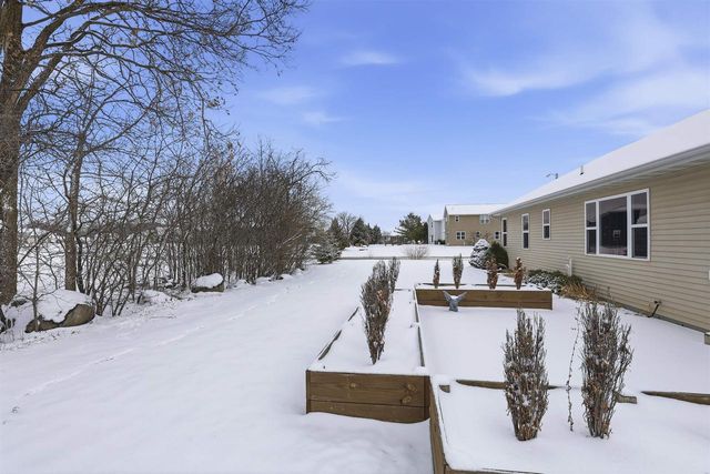 2627 MARATHON AVENUE, Neenah, WI 54956