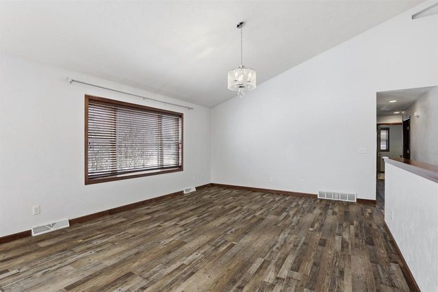 2627 MARATHON AVENUE, Neenah, WI 54956