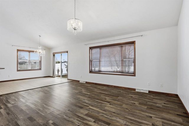 2627 MARATHON AVENUE, Neenah, WI 54956