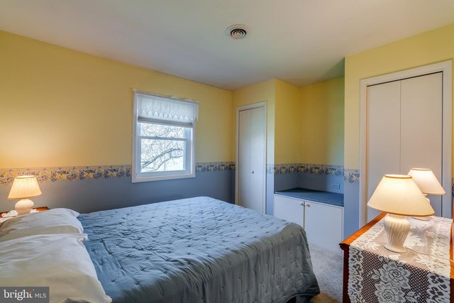 7987 ELIZABETHTOWN RD, Elizabethtown, PA 17022