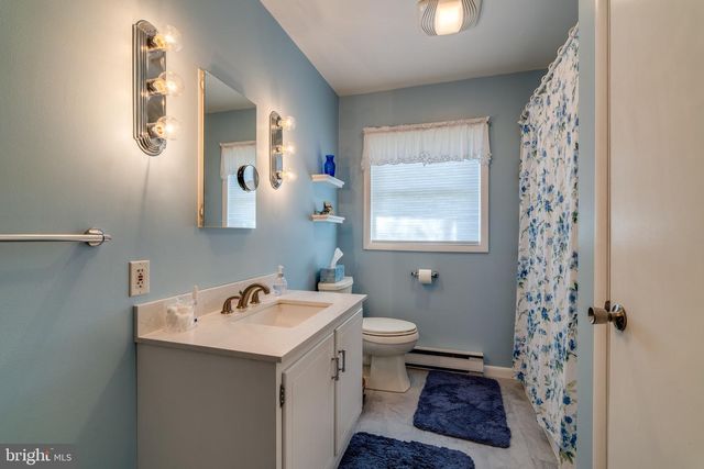 7987 ELIZABETHTOWN RD, Elizabethtown, PA 17022