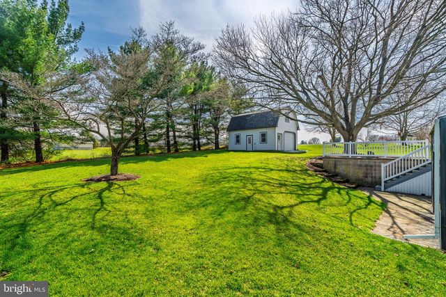 7987 ELIZABETHTOWN RD, Elizabethtown, PA 17022