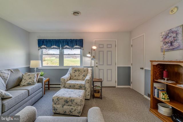 7987 ELIZABETHTOWN RD, Elizabethtown, PA 17022