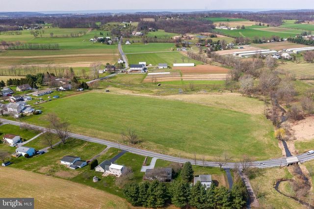 7987 ELIZABETHTOWN RD, Elizabethtown, PA 17022