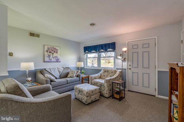7987 ELIZABETHTOWN RD, Elizabethtown, PA 17022