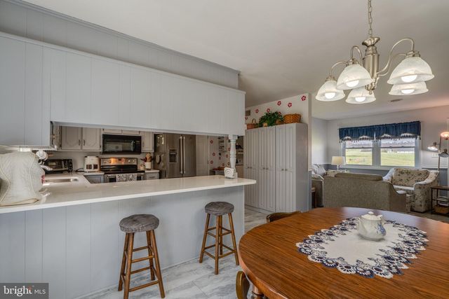 7987 ELIZABETHTOWN RD, Elizabethtown, PA 17022