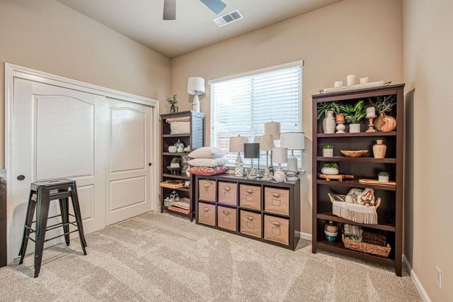 2820 Serena Avenue, Clovis, CA 93619