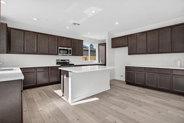 4928 Norma Way, Keyes, CA 95328