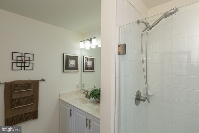 51 LUDGATE MNR, Falling Waters, WV 25419