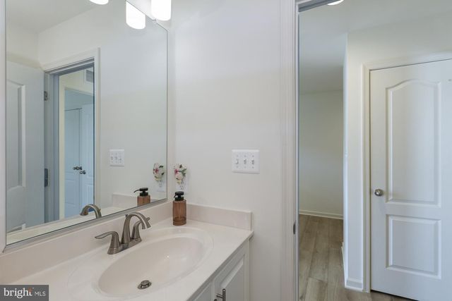 51 LUDGATE MNR, Falling Waters, WV 25419