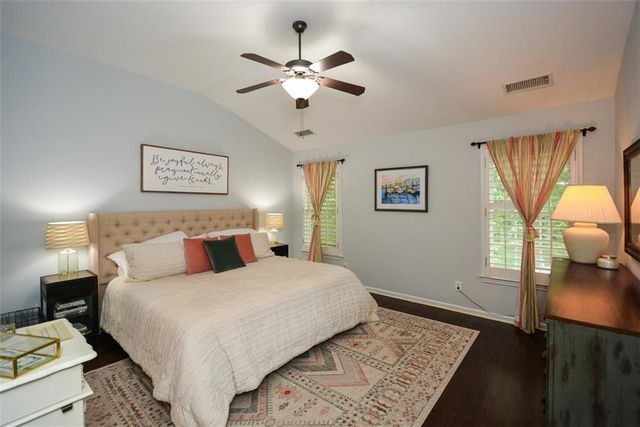 5702 Waters Edge Trail, Roswell, GA 30075