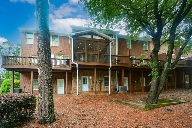 5702 Waters Edge Trail, Roswell, GA 30075