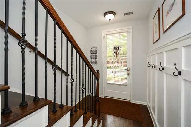 5702 Waters Edge Trail, Roswell, GA 30075