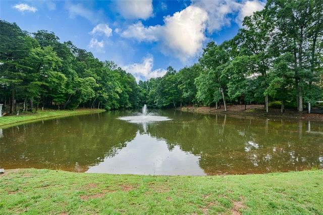 5702 Waters Edge Trail, Roswell, GA 30075