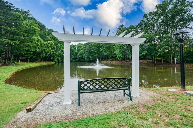 5702 Waters Edge Trail, Roswell, GA 30075