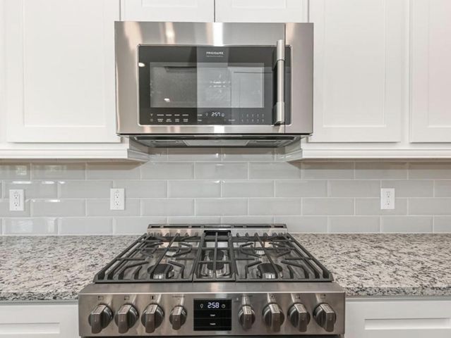 530 Dry Fork Lane, Conroe, TX 77304