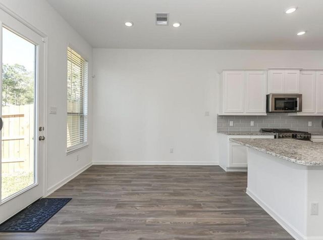 530 Dry Fork Lane, Conroe, TX 77304