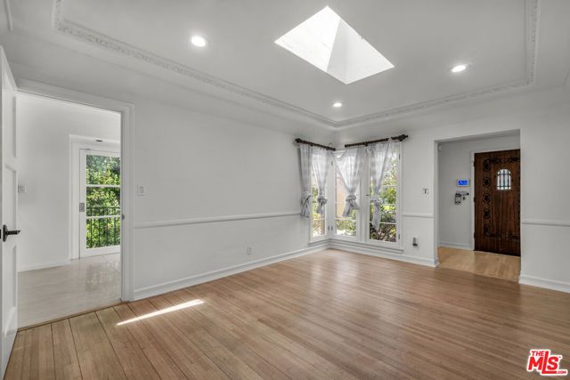 1521 Midvale Avenue, Los Angeles, CA 90024