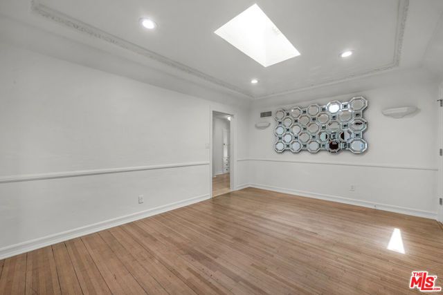 1521 Midvale Avenue, Los Angeles, CA 90024