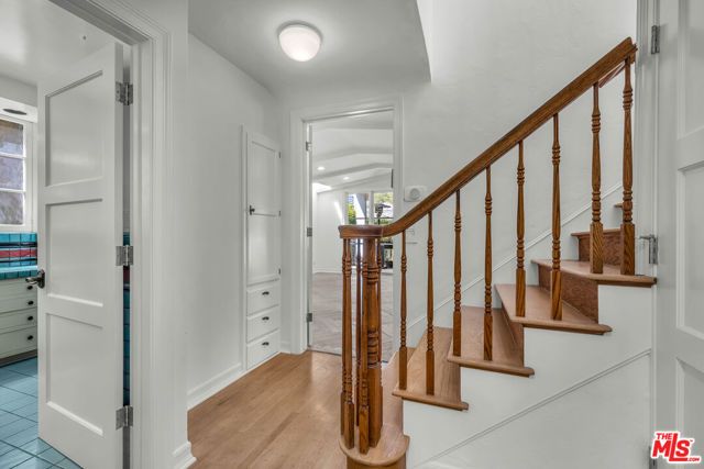1521 Midvale Avenue, Los Angeles, CA 90024