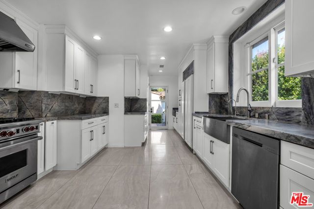 1521 Midvale Avenue, Los Angeles, CA 90024