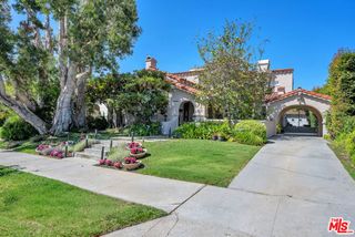 1521 Midvale Avenue, Los Angeles, CA 90024