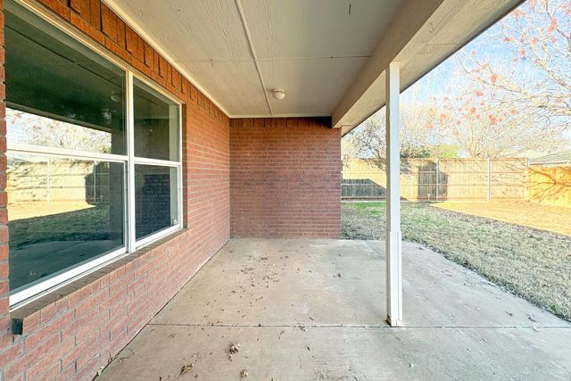 5822 90th Street, Lubbock, TX 79424