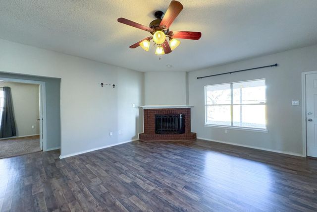 5822 90th Street, Lubbock, TX 79424