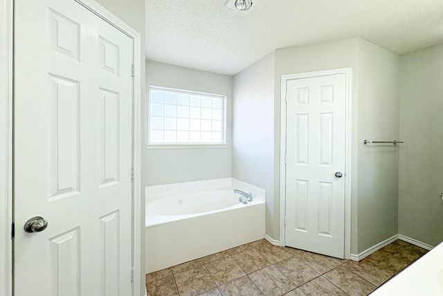 5822 90th Street, Lubbock, TX 79424