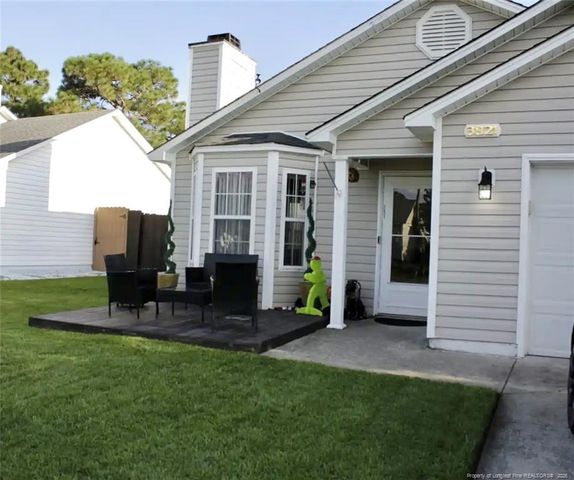3821 Meteor Drive, Hope Mills, NC 28348