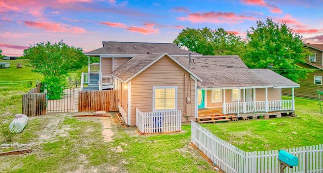 307 Shepard Lane, Brenham, TX 77833
