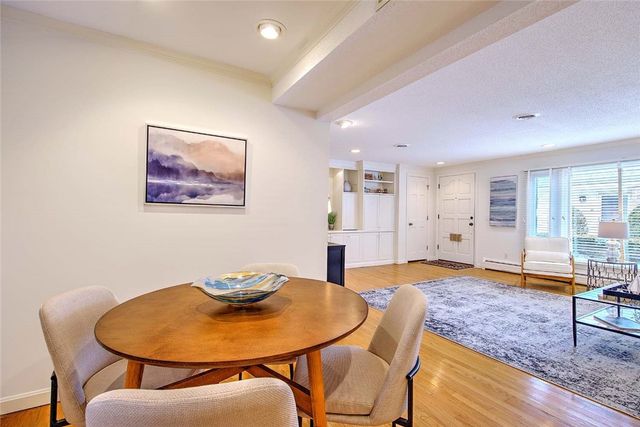 164 Butler Avenue B, Providence, RI 02906