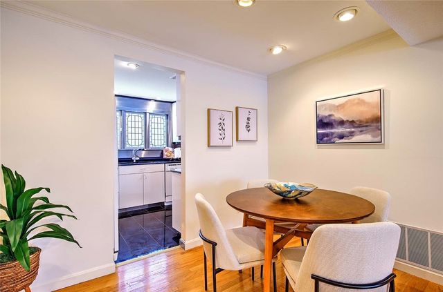 164 Butler Avenue B, Providence, RI 02906