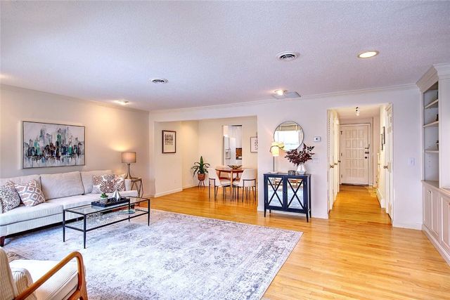 164 Butler Avenue B, Providence, RI 02906