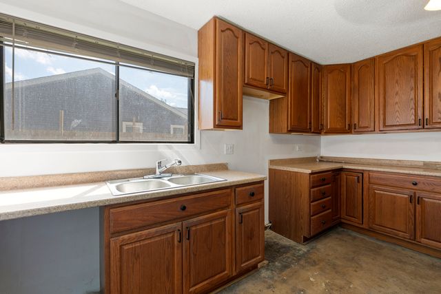 1183 Hialeah Lane, Hanover Park, IL 60133