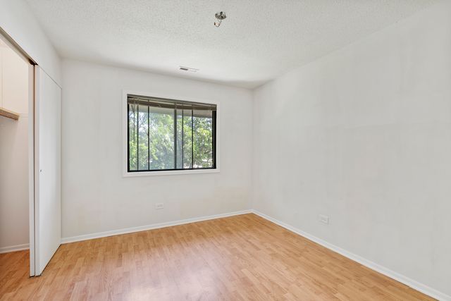 1183 Hialeah Lane, Hanover Park, IL 60133