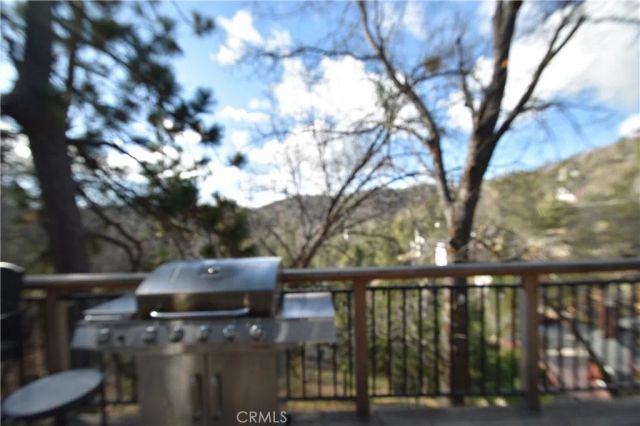 27809 North Bay Road, Lake Arrowhead, CA 92352