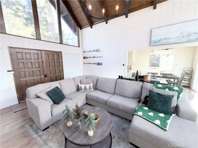 27809 North Bay Road, Lake Arrowhead, CA 92352