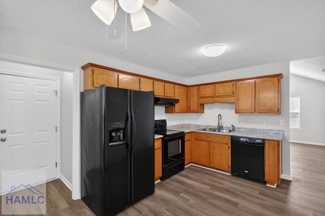 143 Scott Spencer Street NE, Ludowici, GA 31316