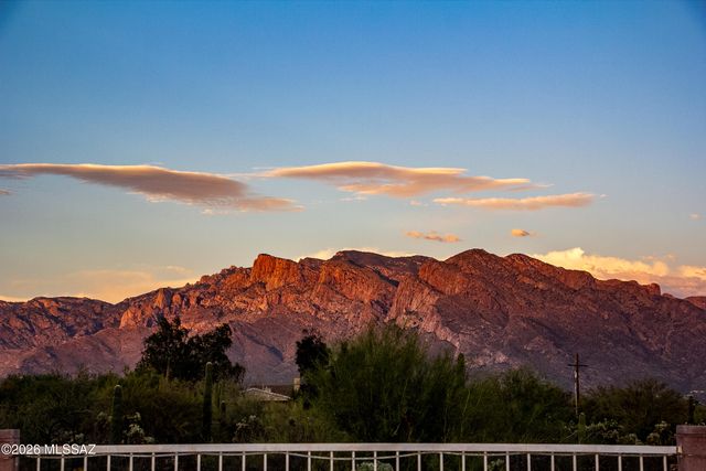 2735 W Shannon Ridge Road, Tucson, AZ 85742
