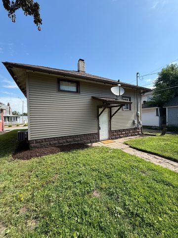 1124 18th Avenue, Rock Island, IL 61201