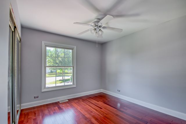 1099 STRATFORD Lane, Hanover Park, IL 60133