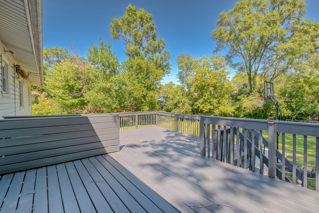 1099 STRATFORD Lane, Hanover Park, IL 60133