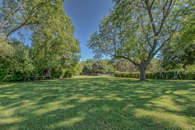 1099 STRATFORD Lane, Hanover Park, IL 60133