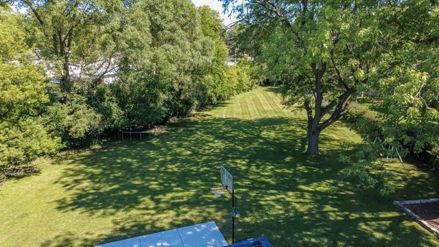 1099 STRATFORD Lane, Hanover Park, IL 60133